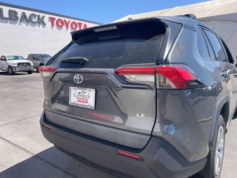 Used 2021 Toyota RAV4 LE w/ Carpet Mat Package (TMS) FWD image 4