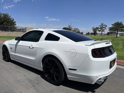 Used 2013 Ford Mustang GT Premium w/ Security Pkg RWD image 3