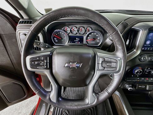 Used 2022 Chevrolet Silverado 1500 RST AWD/4WD image 13