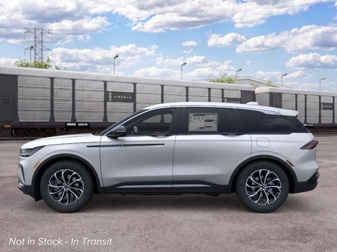 New 2026 Lincoln Nautilus Premier AWD/4WD image 3