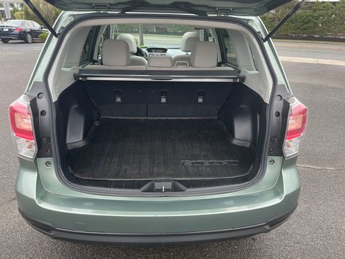 Used 2017 Subaru Forester Premium AWD/4WD image 19