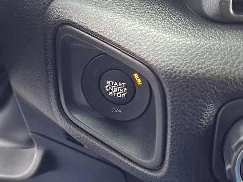 New 2026 Jeep Gladiator Sport AWD/4WD image 10