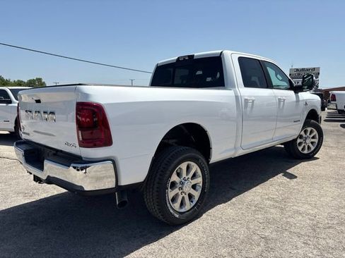New 2026 RAM 2500 Laramie AWD/4WD image 4