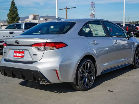New 2026 Toyota Corolla SE w/ SE Package FWD image 9