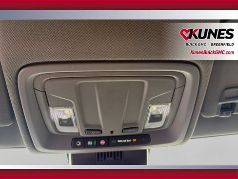 Used 2025 GMC Sierra 1500 SLT AWD/4WD image 14
