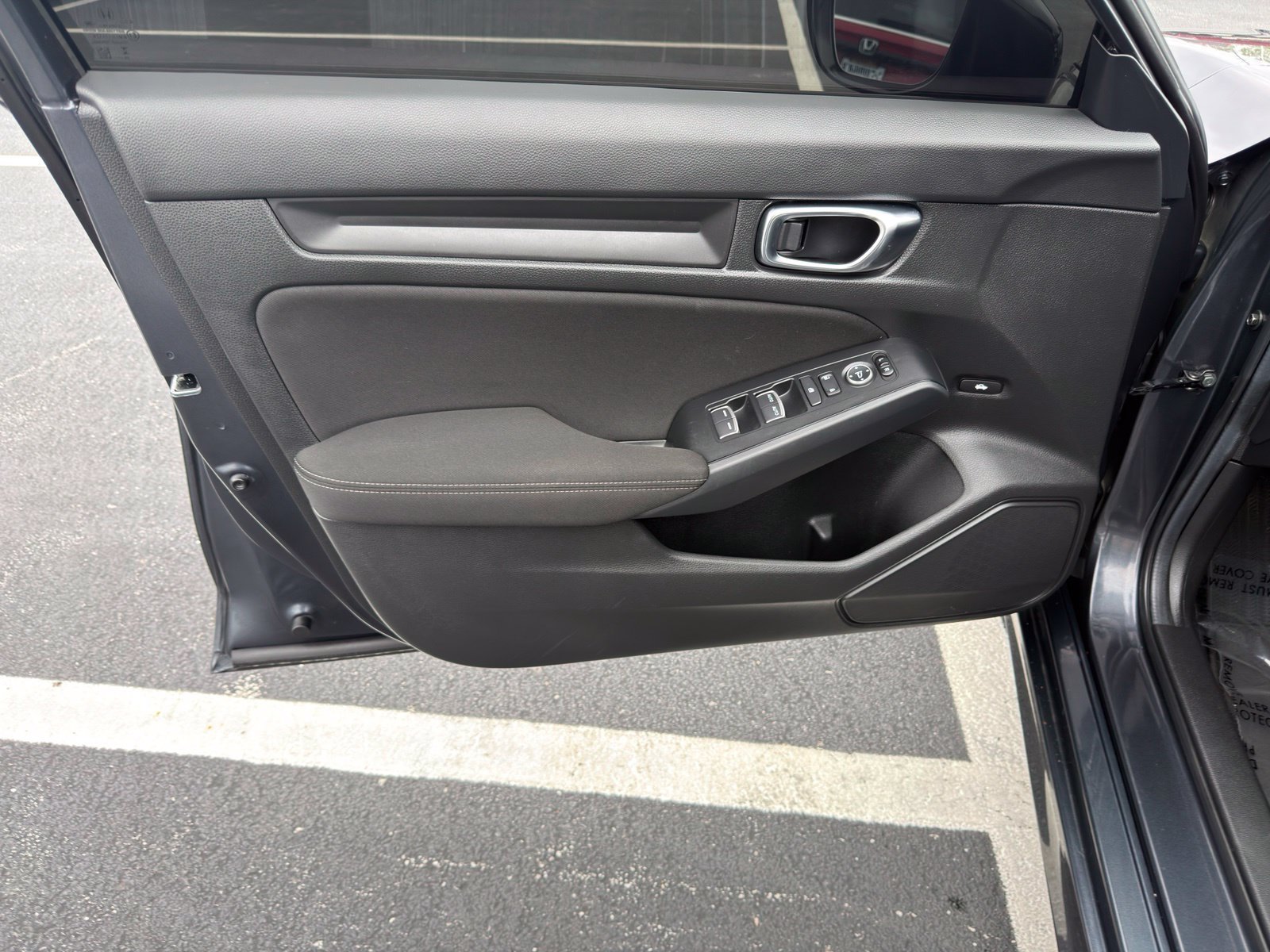 Used 2025 Honda Civic Sport image 11