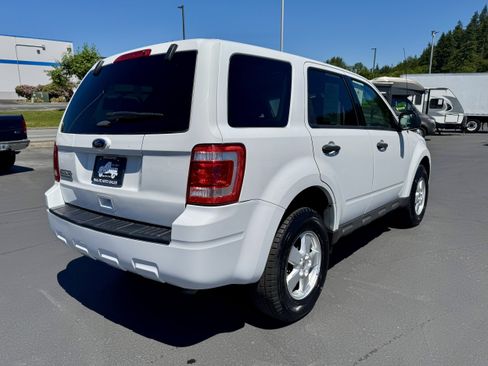 Used 2012 Ford Escape XLS FWD image 4
