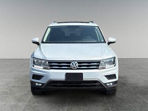 Used 2018 Volkswagen Tiguan SEL AWD/4WD image 8