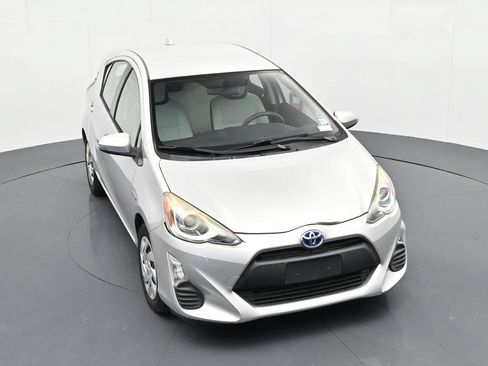 Used 2016 Toyota Prius C One FWD image 20