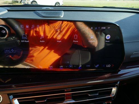 New 2026 Chevrolet Traverse Z71 w/ Enhanced Driving Package image 31