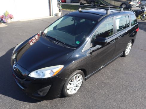 Used 2012 MAZDA MAZDA5 Grand Touring image 4