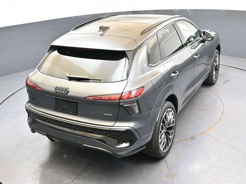 New 2026 Audi Q3 quattro 2.0T AWD/4WD image 40