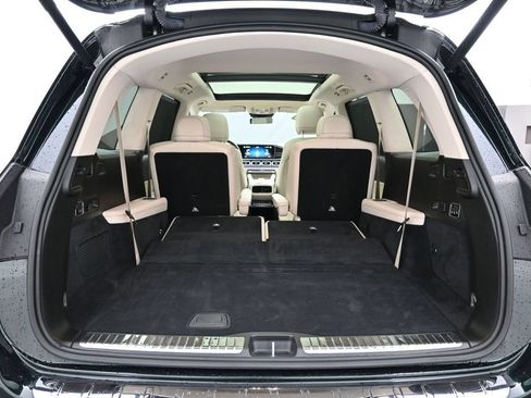 Used 2021 Mercedes-Benz GLS 450 4MATIC image 37