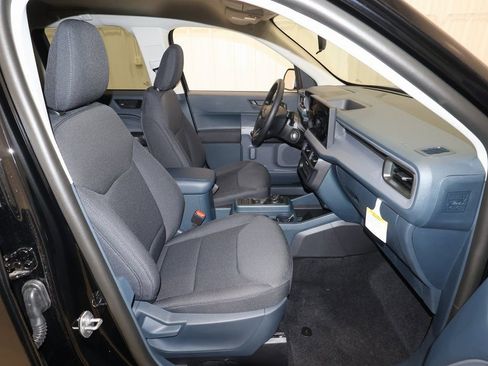 New 2025 Ford Maverick XL image 13