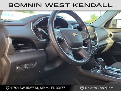 Used 2018 Chevrolet Traverse LT image 7