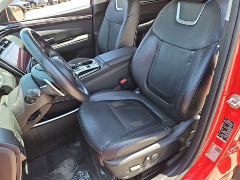 Used 2023 Hyundai Tucson Limited AWD/4WD image 16