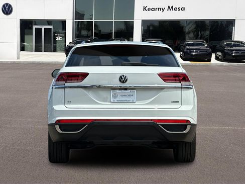 Used 2023 Volkswagen Atlas Cross Sport SE AWD/4WD image 5