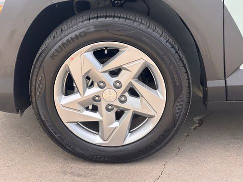 Certified 2026 Hyundai Kona SE image 11