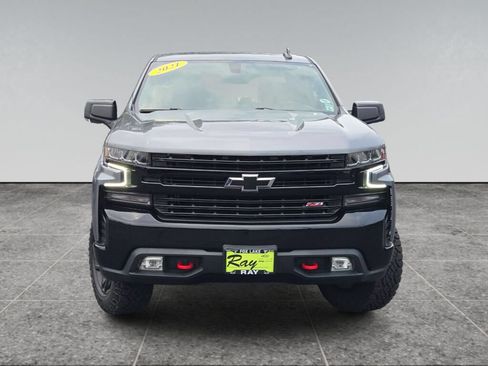 Certified 2021 Chevrolet Silverado 1500 LT Trail Boss w/ LPO, Dark Essentials Package AWD/4WD image 2