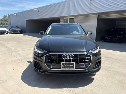 Used 2023 Audi Q8 Premium AWD/4WD image 2