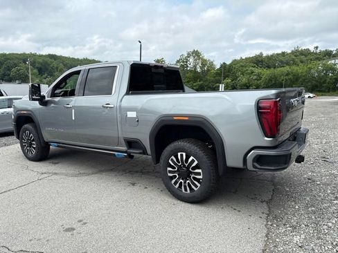 New 2026 GMC Sierra 2500 Denali Ultimate AWD/4WD image 3