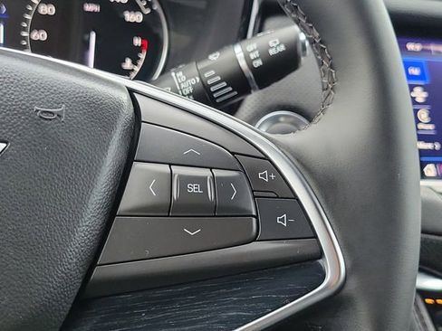 Used 2025 Cadillac XT5 Premium Luxury w/ LPO, Floor Liner Package AWD/4WD image 15