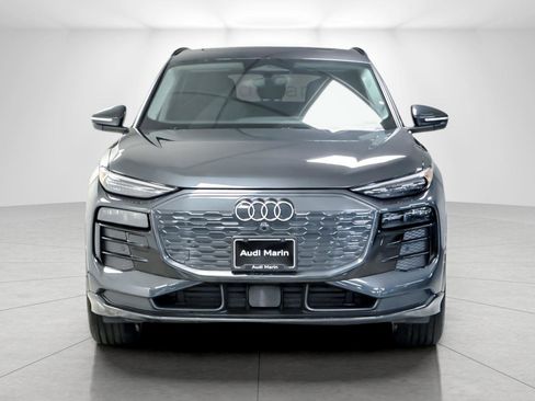 New 2025 Audi Q6 e-tron Premium Plus image 8