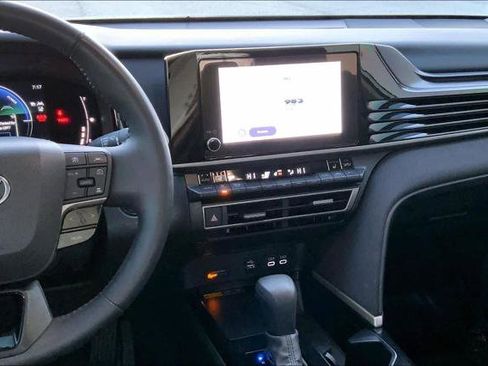 Certified 2025 Toyota Camry LE w/ Convenience Package image 6