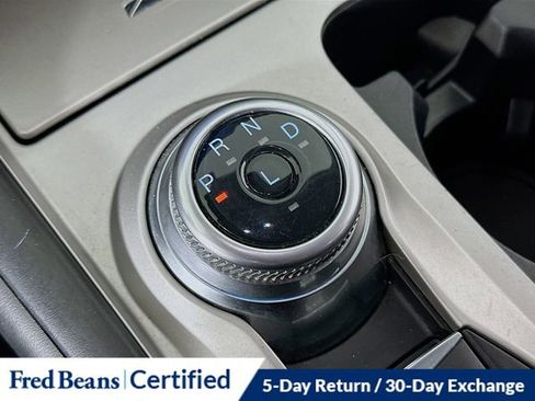 Used 2022 Ford Explorer XLT image 23