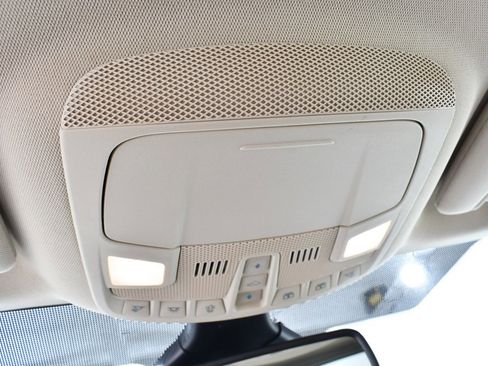 Used 2022 Ford Edge SEL w/ Convenience Package image 35