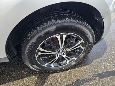 Used 2013 Ford Edge Limited FWD image 14