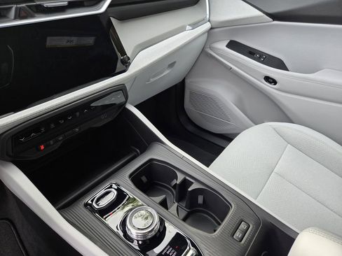 New 2026 Jeep Cherokee Laredo AWD/4WD image 12