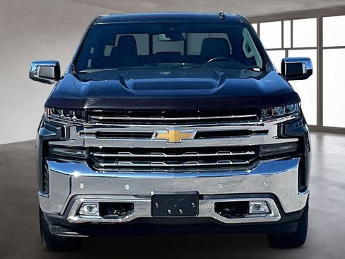 Used 2019 Chevrolet Silverado 1500 LTZ w/ LTZ Premium Package AWD/4WD image 4