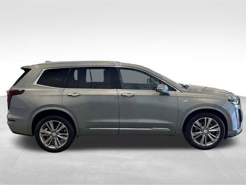 Used 2023 Cadillac XT6 Premium Luxury image 8