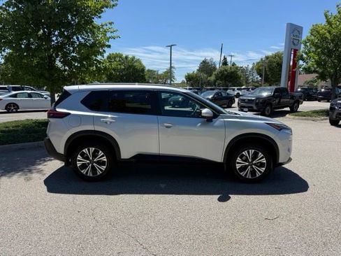 Used 2023 Nissan Rogue SV w/ SV Premium B Package AWD/4WD image 5