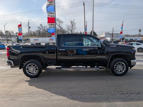 Used 2024 Chevrolet Silverado 3500 LTZ w/ LTZ Plus Package image 6