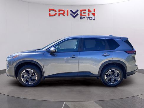 New 2026 Nissan Rogue SV image 2