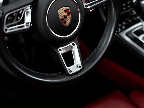 Used 2019 Porsche 911 Targa 4 AWD/4WD image 23