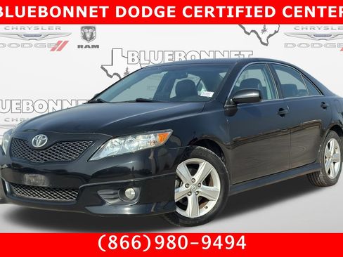 Used 2010 Toyota Camry image 1