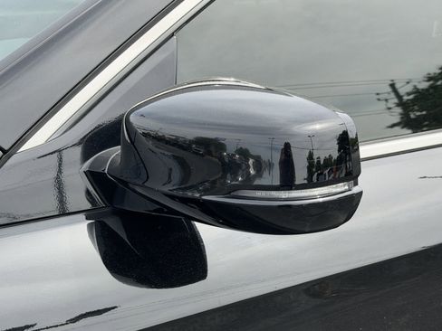 Used 2017 Honda Accord Touring image 27