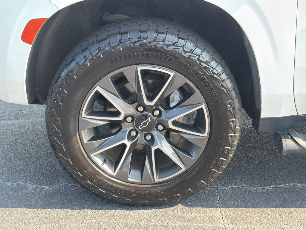Used 2022 Chevrolet Suburban Z71 AWD/4WD image 36