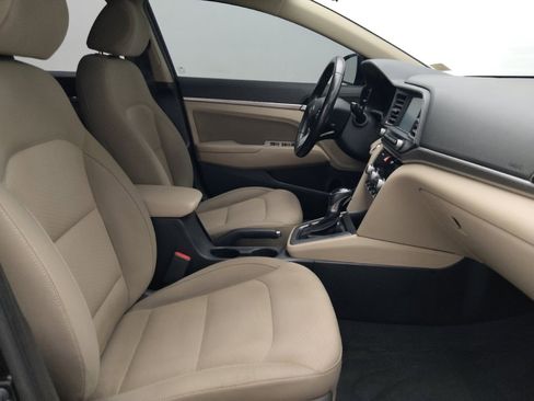Used 2020 Hyundai Elantra Value Edition FWD image 21