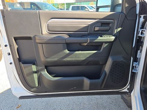 New 2026 RAM 3500 Tradesman image 16