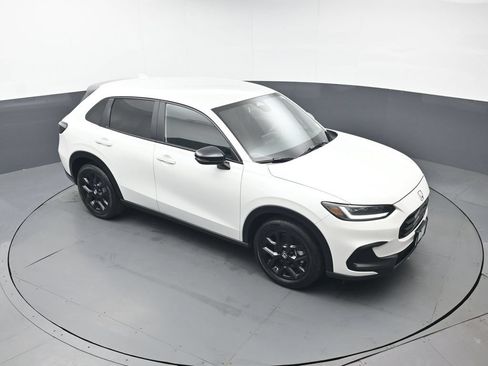 Certified 2024 Honda HR-V Sport image 38
