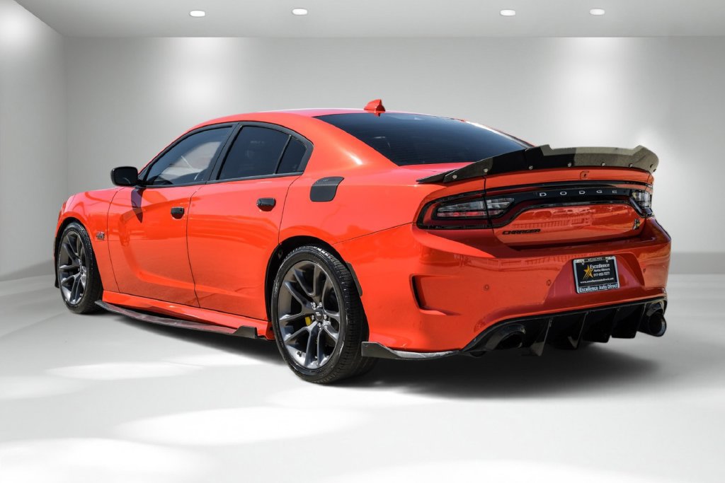 Used 2023 Dodge Charger Scat Pack w/ Plus Group RWD image 9