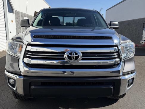 Used 2017 Toyota Tundra SR5 image 3