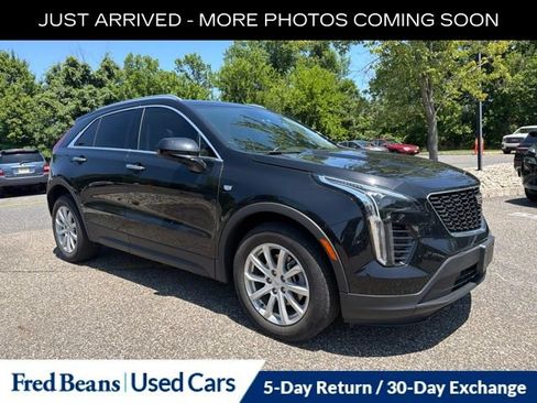 Used 2023 Cadillac XT4 Luxury w/ Cold Weather Package AWD/4WD image 1