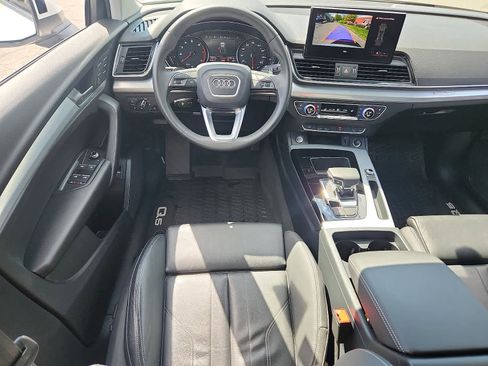 Used 2024 Audi Q5 2.0T Premium w/ Convenience Package AWD/4WD image 12