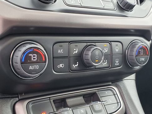 Used 2023 GMC Acadia AT4 w/ Technology Package image 25