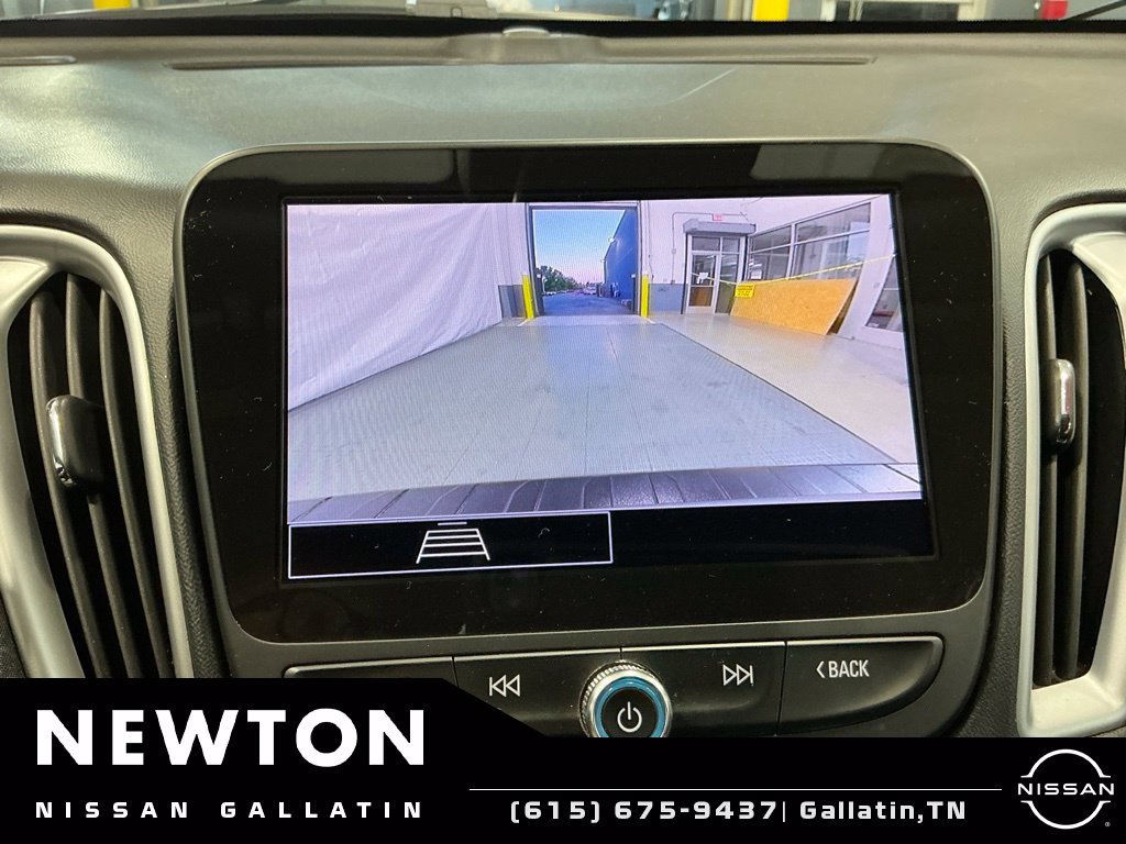 Used 2023 Chevrolet Malibu LT FWD image 7